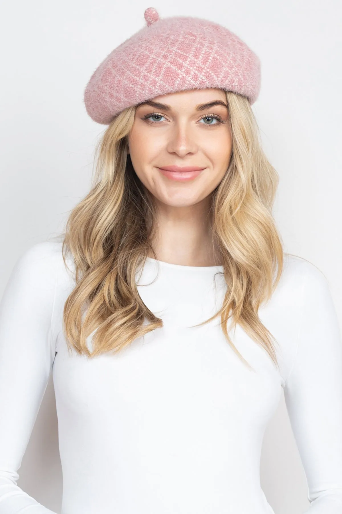 HDT3428 - FUZZY FLEECE W/ LINE ACCENT BERET HAT