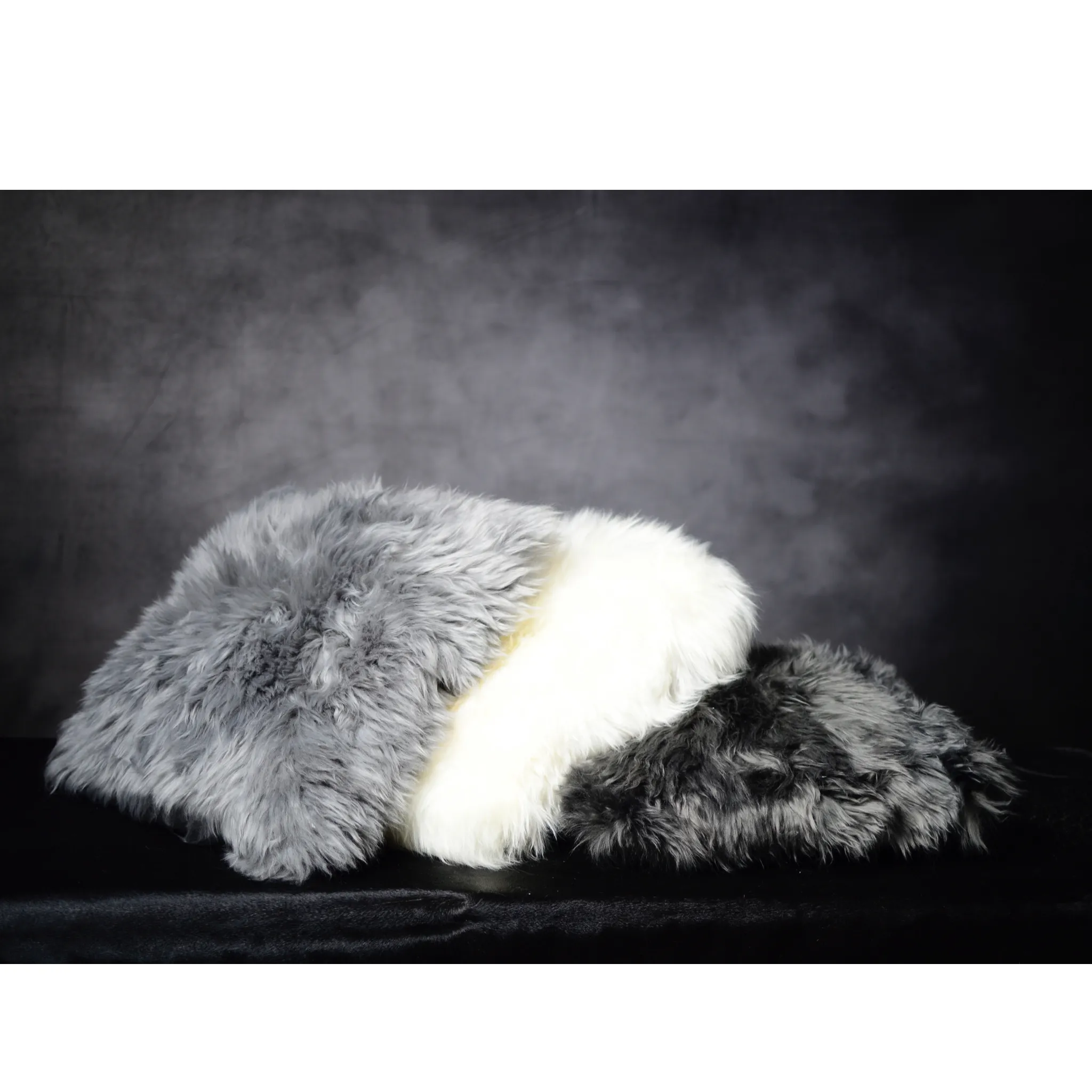 Virgin Australian Sheep Fur 18” Pillow VSF18PLS DZ